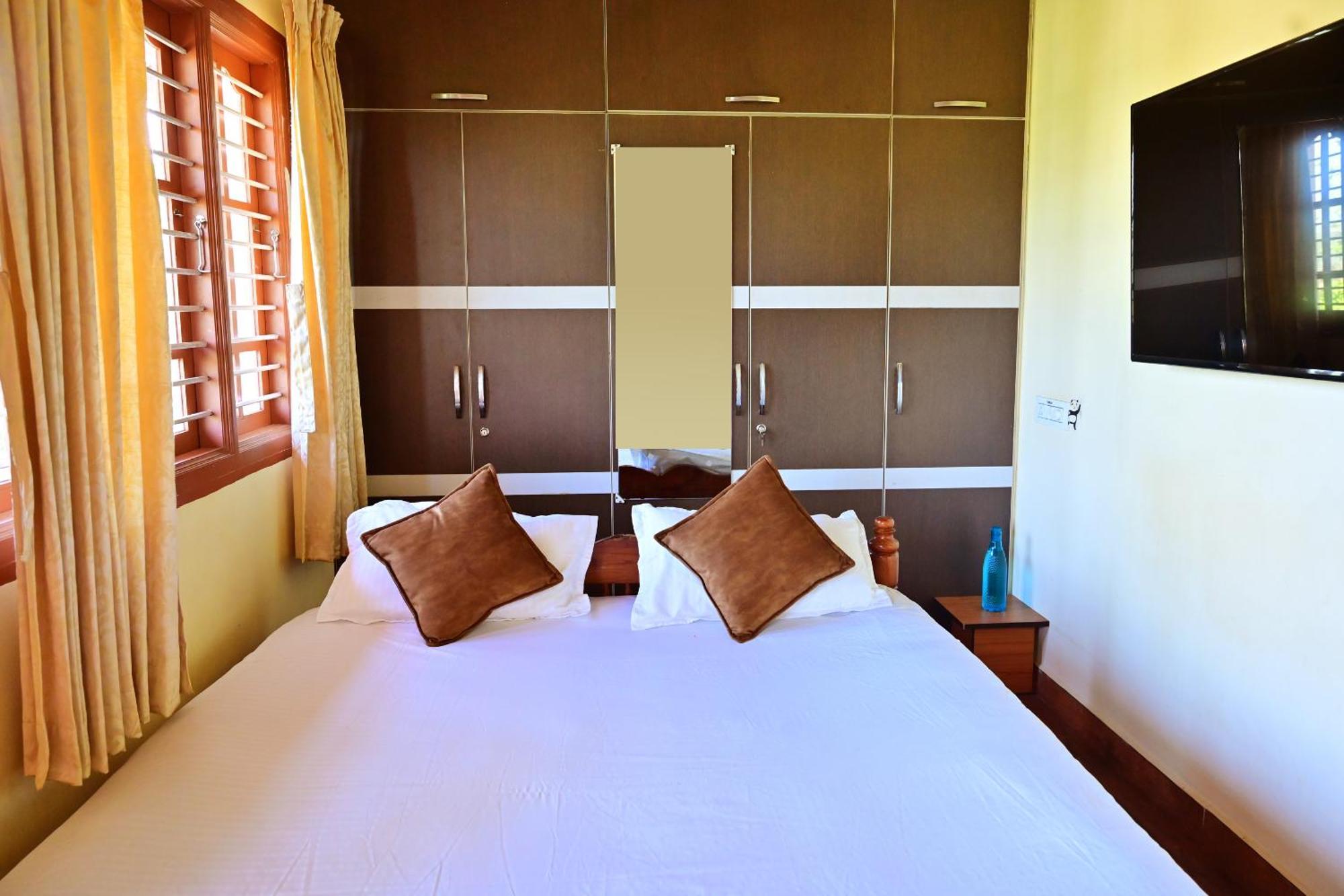 Hulihara Homestay - Full Villa, Coffee Estate & Balcony View Sakleshpur Extérieur photo