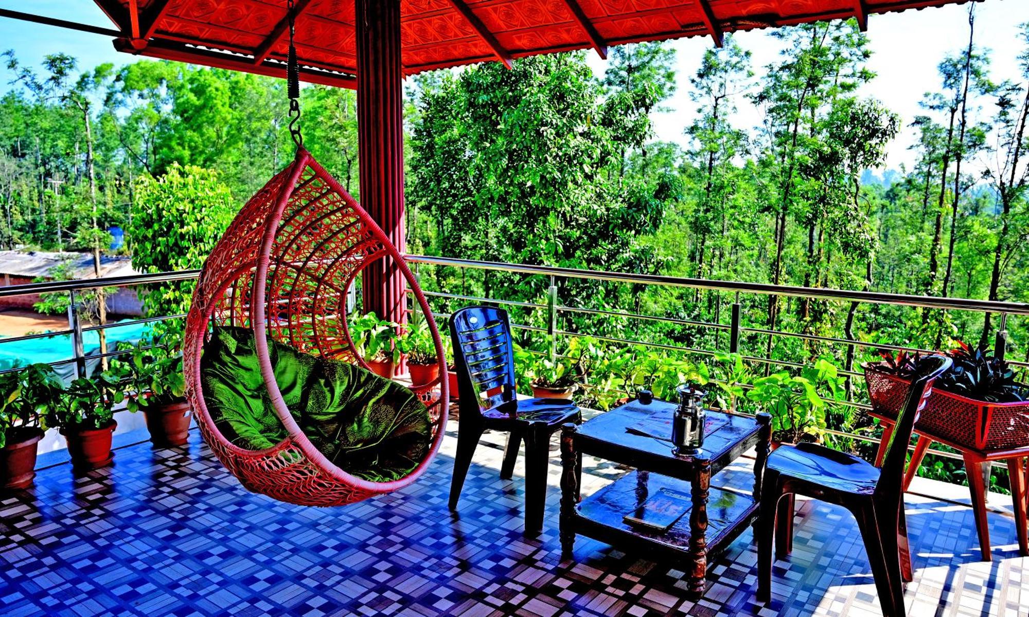 Hulihara Homestay - Full Villa, Coffee Estate & Balcony View Sakleshpur Extérieur photo