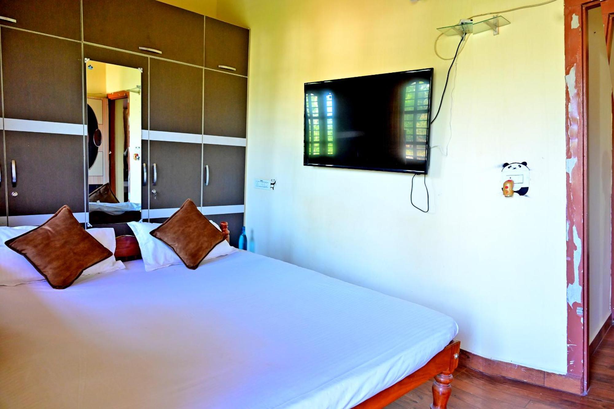 Hulihara Homestay - Full Villa, Coffee Estate & Balcony View Sakleshpur Extérieur photo