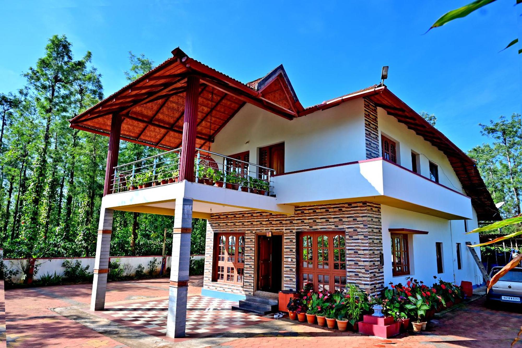 Hulihara Homestay - Full Villa, Coffee Estate & Balcony View Sakleshpur Extérieur photo